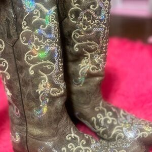 Corral Brown Boots with Sequin Embroidery